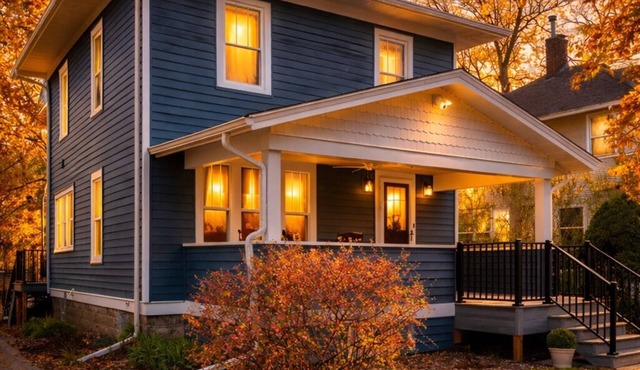 4BR Modern Family Retreat Closest to UNI, Sleeps 13