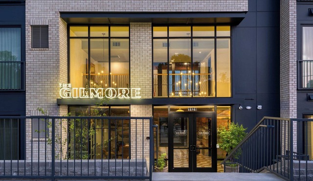 5 Boutique 1BR Suites in 12 South Sleeps 20
