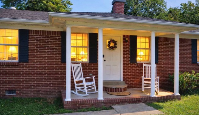 53-Acre Country Home Retreat Near Huntingdon by Natchez Trace