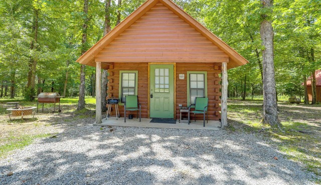 Adventure Awaits! Fifty-Six Cabin Near Caverns