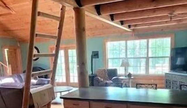 Arbutus Lake Front Cabin, Neillsville! ATV trails and dock for your boat on site