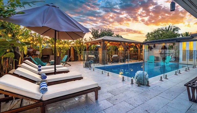 Bamboo Bliss | Pool, Tiki Hut, Pizza Oven - 15 min Hard Rock Stadium WORLD CUP