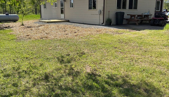 Beautiful 2-bedroom home with AC in charming Holcombe