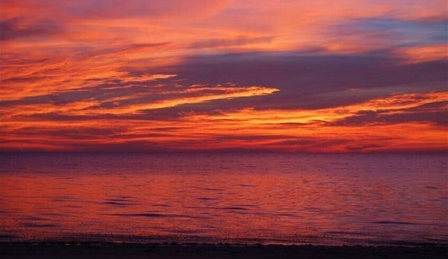 BEST LAKE HOUSE, BEST BEACH HOUSE Lake Michigan, relaxing!