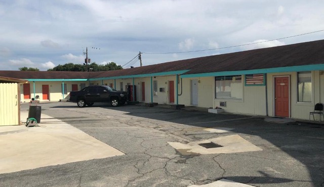 Budget Inn