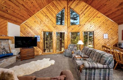 Charming 3-bedroom Angel Fire Cabin