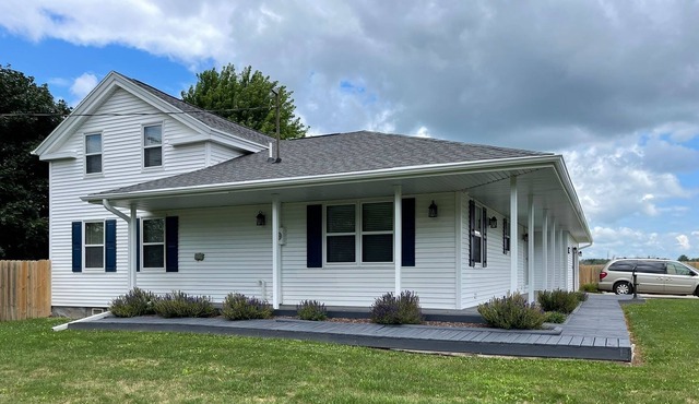 Charming Homestyle Farmhouse