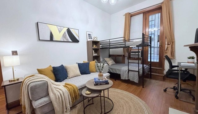 Chic & Spacious UWS Retreat - Steps to Central Park