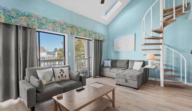 Coastal Calm/Poolside Surfside Condo(By Beach Star)