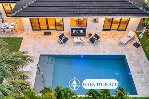 Coastal Style Haven Walk To Beach Heated Pool Tranquility Manatee Ranch Key RESlDENCES