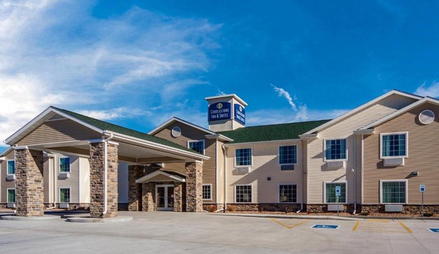 Cobblestone Inn & Suites-Fremont