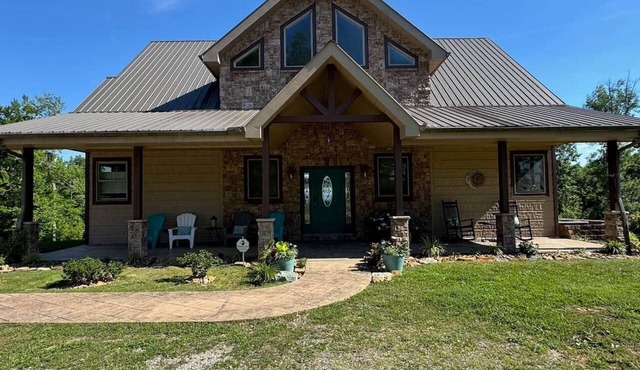 Creekview Manor