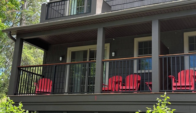 Deluxe Lodge Lakefront On Lake George #1