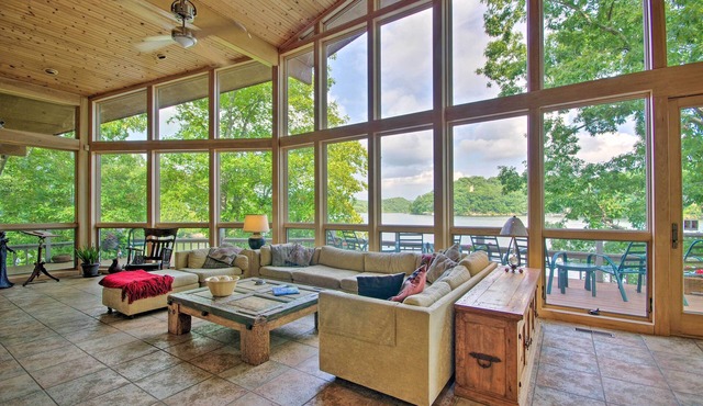 Dock & Pool Table: House on Lake of the Ozarks