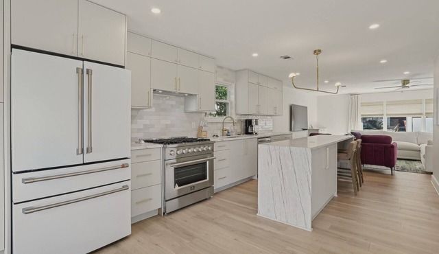 Elegant LSU Ave Home near LSU South Gates