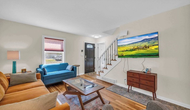 MAJOR INTERNATIONAL SPORTING EVENT READY! Sleeps 8 4BR Game Room+Hot Tub