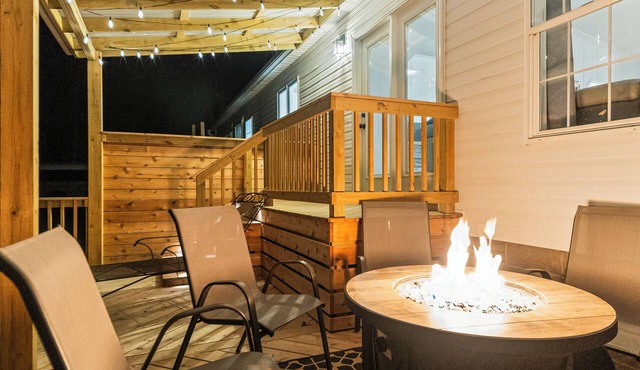 Firefly Haven: Entire Home in Lonsdale, AR