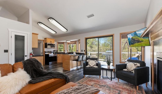 Grassvalley Lodge