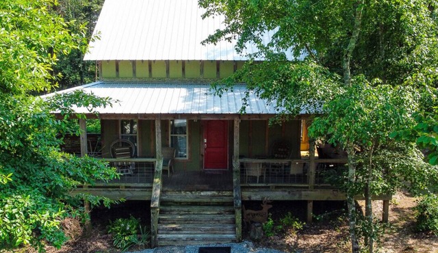 High Point Cottage in the heart of Mentone!