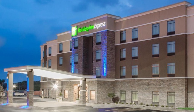 Holiday Inn Express Moline - Quad Cities Area by IHG