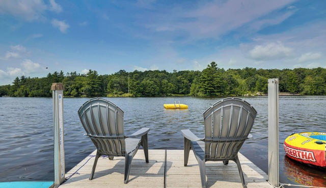 Lake Arbutus! Game Room, Hot Tub and Pontoon!