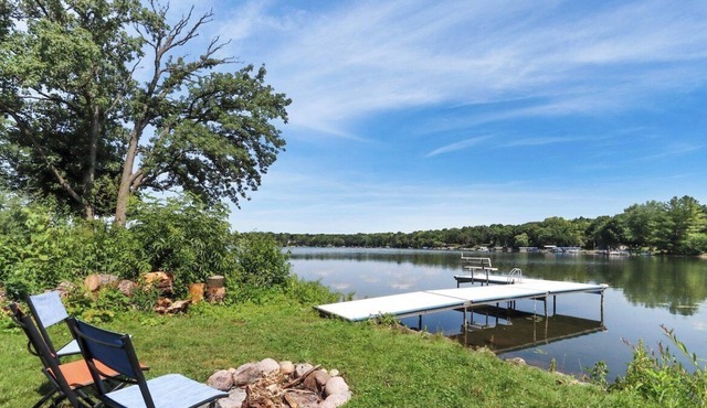Lake House On Potter Lake Easy Troy, WI. Sleeps 8 by David Rigney Real Estate Solutions