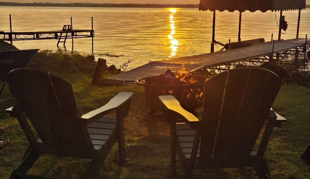 Lake Wissota Beachside Cabin