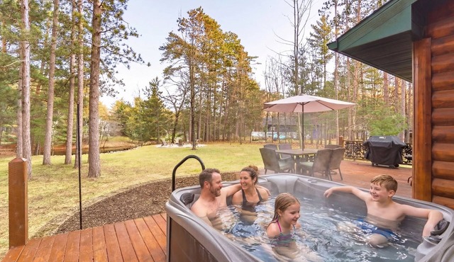 Lakefront Cabin · Hot Tub · Dock & Bar Lounge