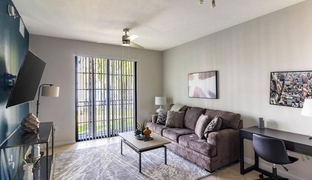 Landing | Chic 1BD, Gym, Clubhouse