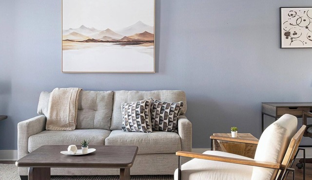 Landing | Spectacular 1BD, Gym, Clubhouse