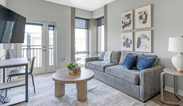 Landing | Stunning 1BD, Gym, Courtyard