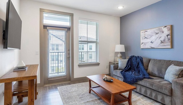 Landing | Stylish 1BD, Game Room, Gym