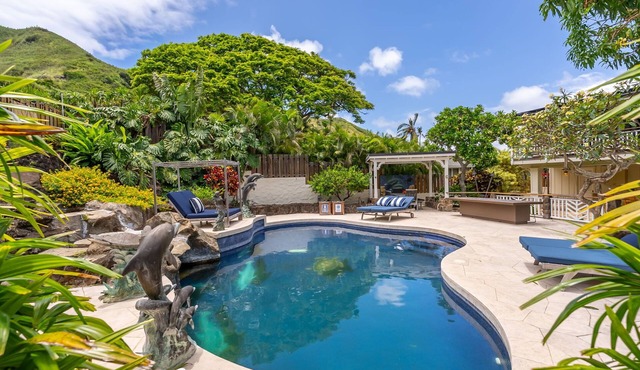 Leaf House: Lux Retreat w/Pool, Ocean Views & Outdoor Living Near Lanikai