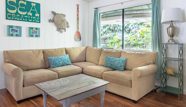 Live Like a North Shore Local~Walk To Coffee/Store, near Road to Hana, Haleakala