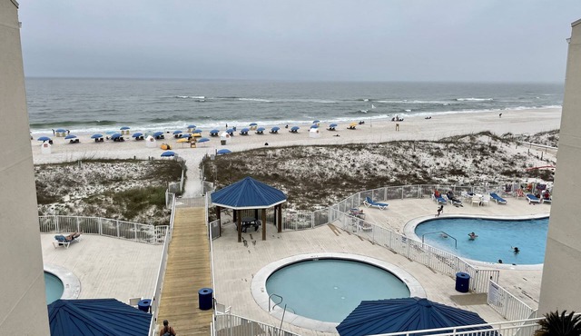 LOFT UNIT ON THE BEACH