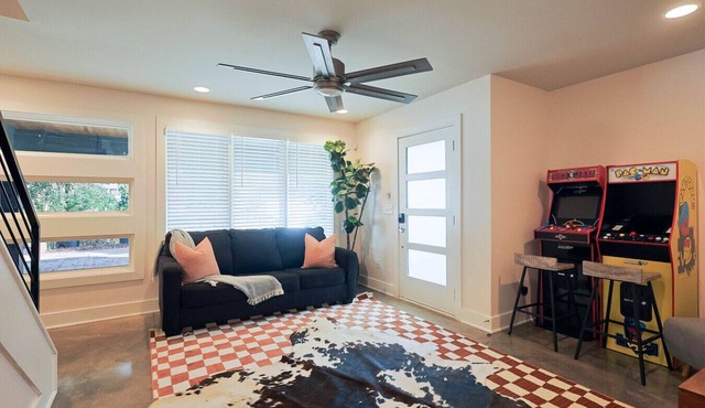 Luxury East Nashville Townhome | Walk to Five Points | Dual King Suites & Arcade Room