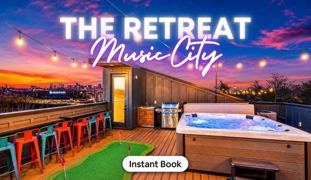 Luxury Hot Tub & Rooftop Deck Downtown Nashville