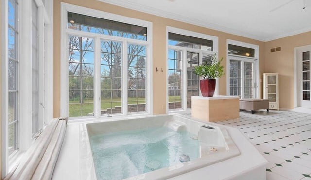 Manor on Terraview/Hot Tub/7br/7,200sqft