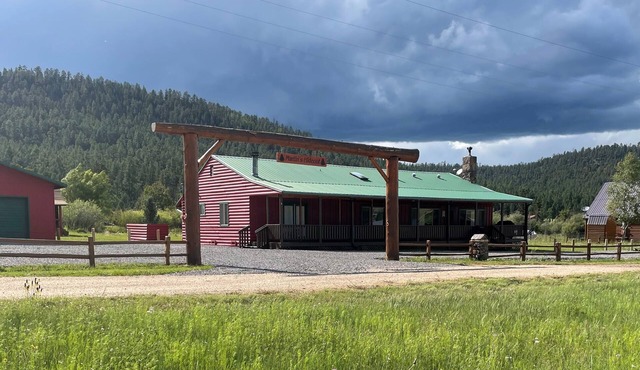 Martin's Hideout in Greer AZ