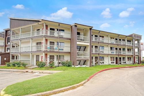 Memphis 1 Extended Stay near airport I 240, TN