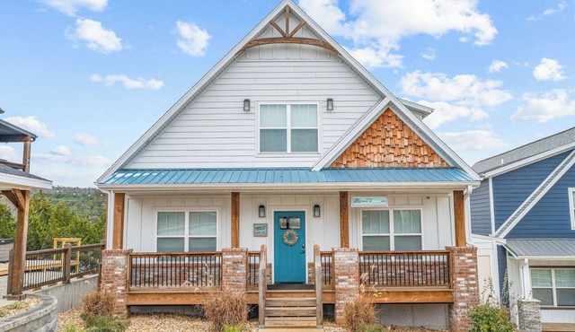 Near State Park Marina with Game Room, Private Hot Tub, Golf Cart, Community Pools & Free Tickets!