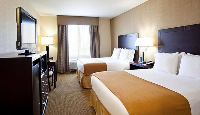 Norwood Inn Eagan -Deluxe Room 2 Queen Bed Non Smoking