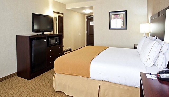 Norwood Inn Eagan - Luxury 1 King Jacuzzi with Sofa Bed Oversized Ns
