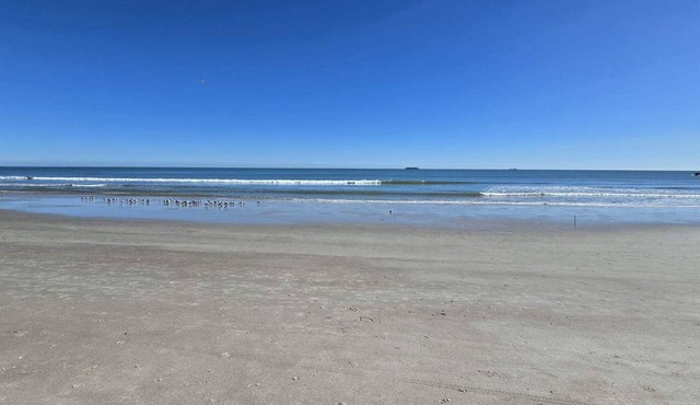 Oceanfront Condo | Beach Access | Rocket Launches