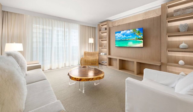 Oceanview Private Condo at 1 Hotel & Homes -1211