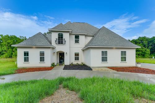 On Several Acres! Luxury Home in Prairieville