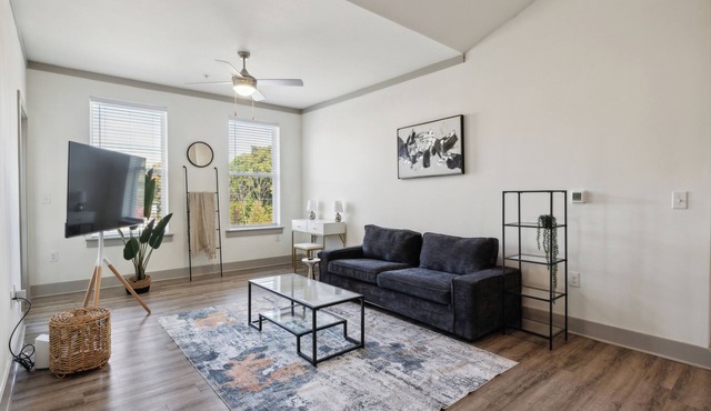 Overlook 4302 I Stunning 2Bd/2Bth Apt I Pool