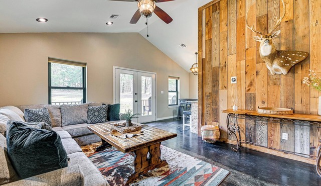 Private 60-acre Retreat Near Lake Murray & Texoma
