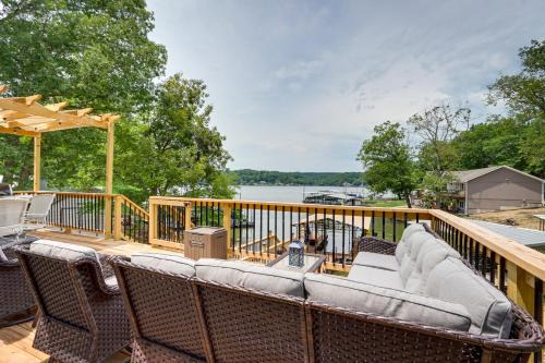 Private Dock + Fire Pit: Lake of the Ozarks Home!