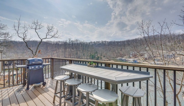 Resort Villa on Lake of the Ozarks! Family Fun Hub